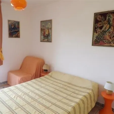 Belle Avec Piscine En Bord De Mer Apartment